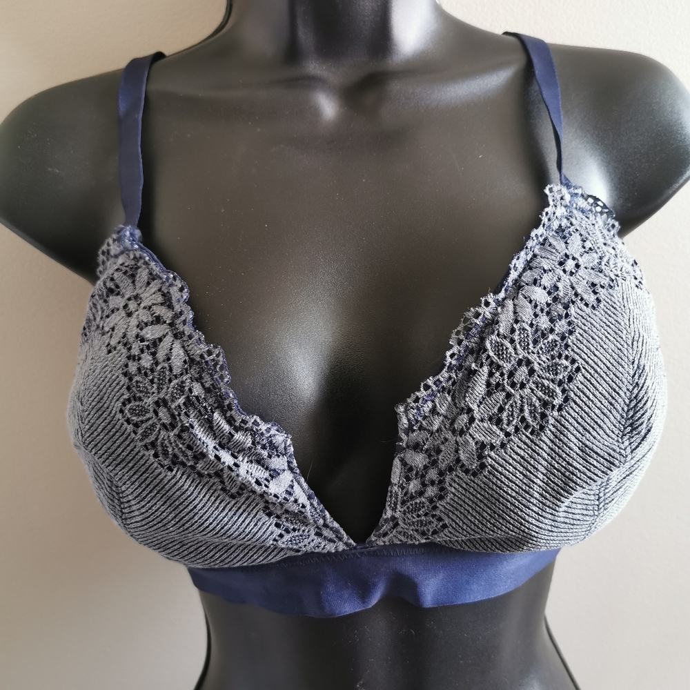 Aerie Soft cup XL . Pick any two bras for $30